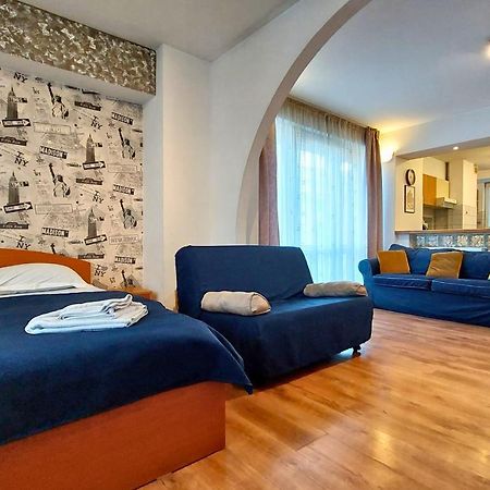 Comfy&Bright 2Bd Family-Friendly Apt Amazing View Boekarest Buitenkant foto